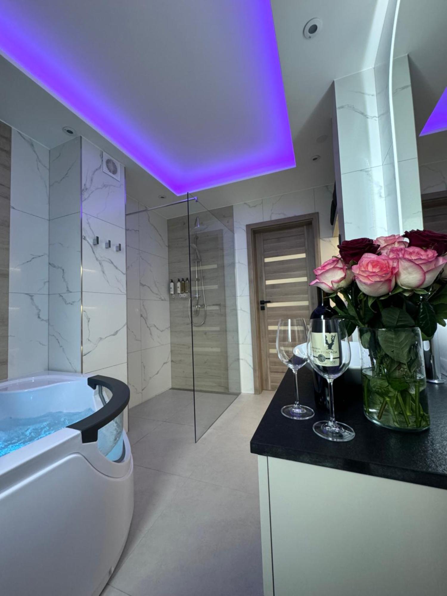 Z Wanna Z Hydromasazem Apartment *